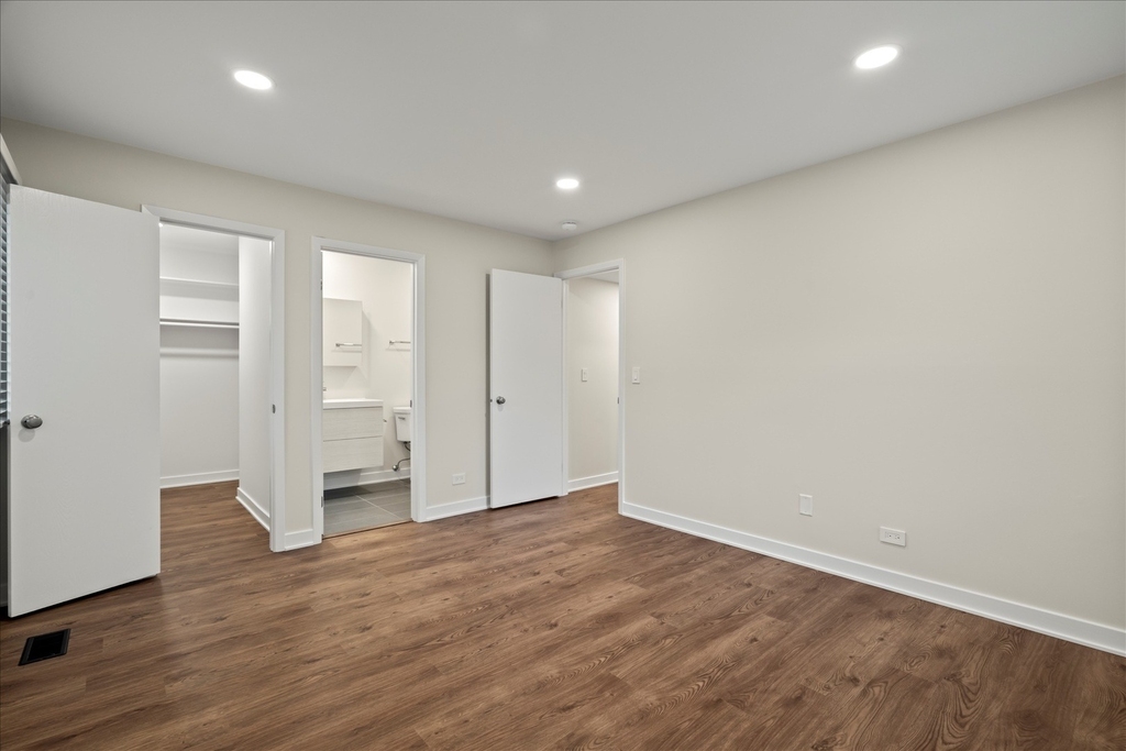 251 Appletree Court - Photo 12