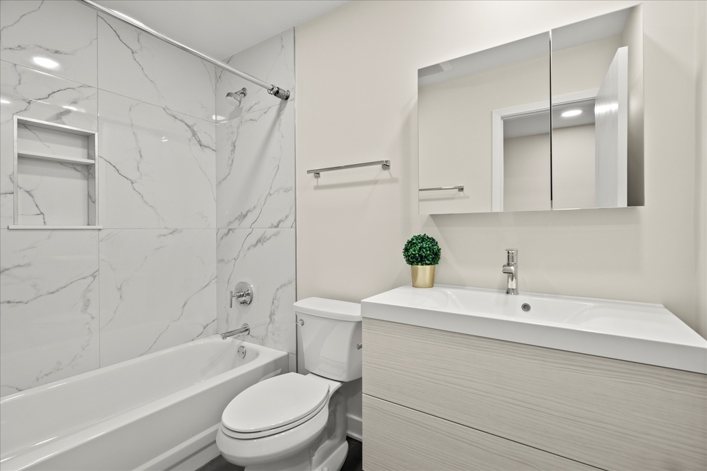 251 Appletree Court - Photo 13