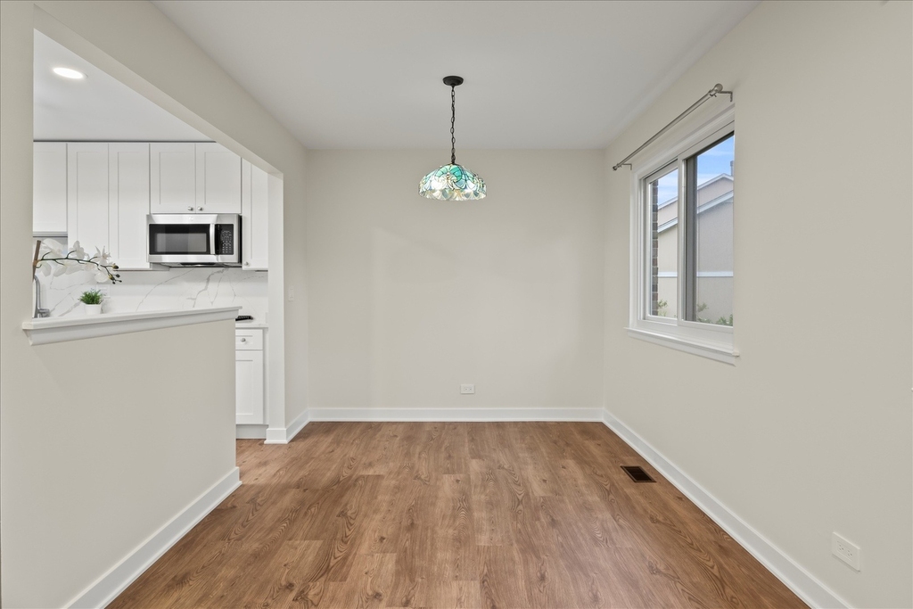 251 Appletree Court - Photo 9