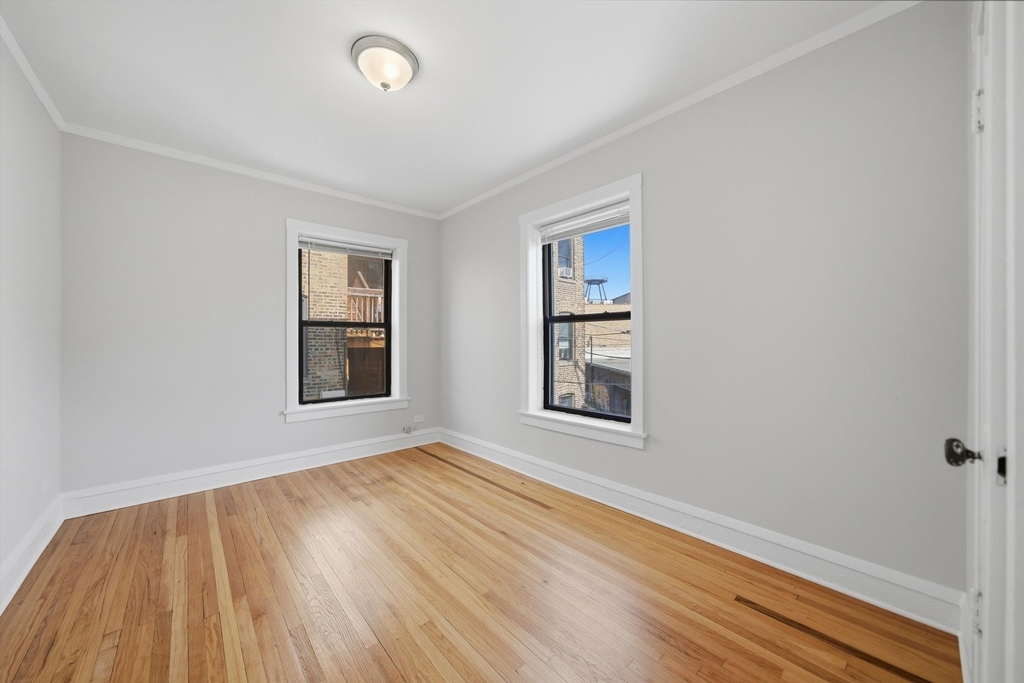 2714 N Spaulding Street - Photo 3