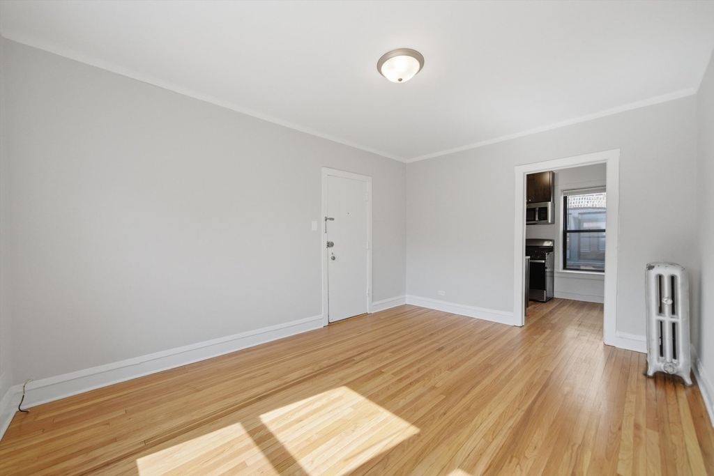 2714 N Spaulding Street - Photo 9