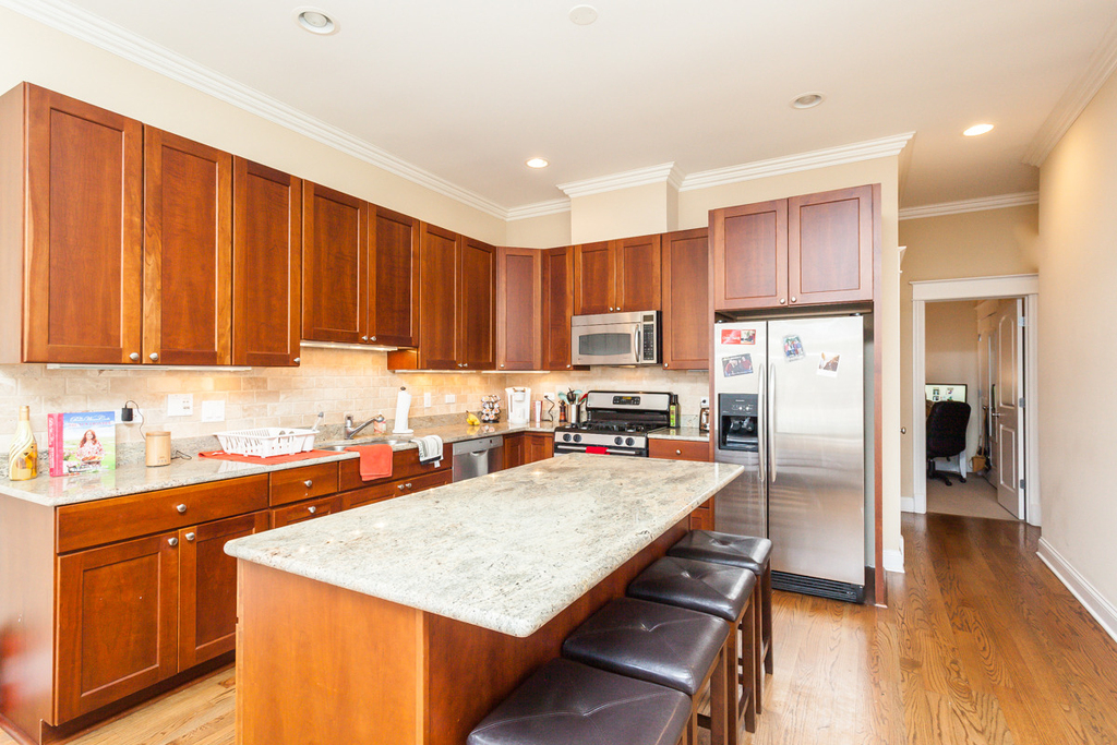 2730 N Lincoln Avenue - Photo 7