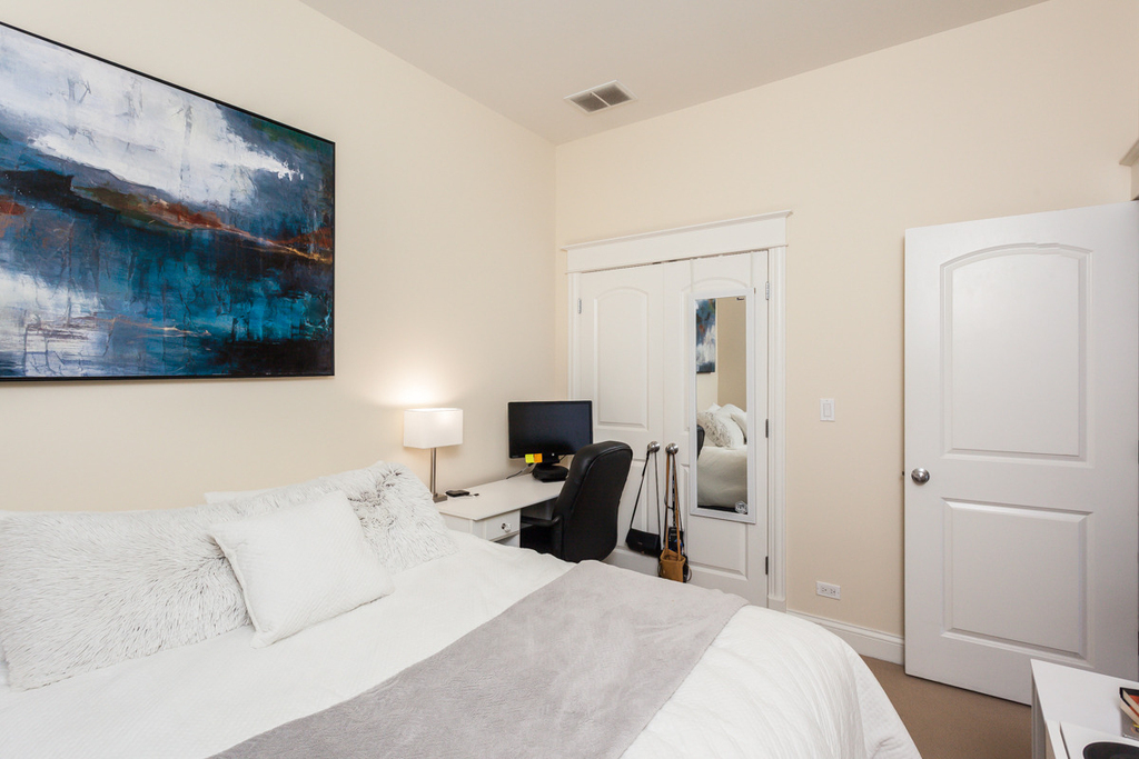 2730 N Lincoln Avenue - Photo 11