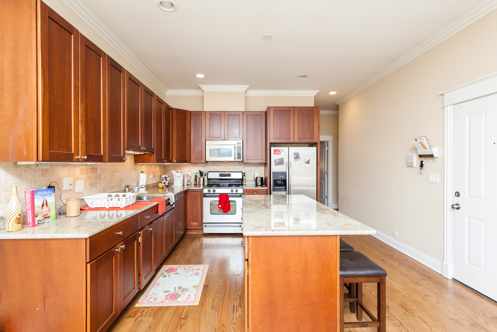 2730 N Lincoln Avenue - Photo 6