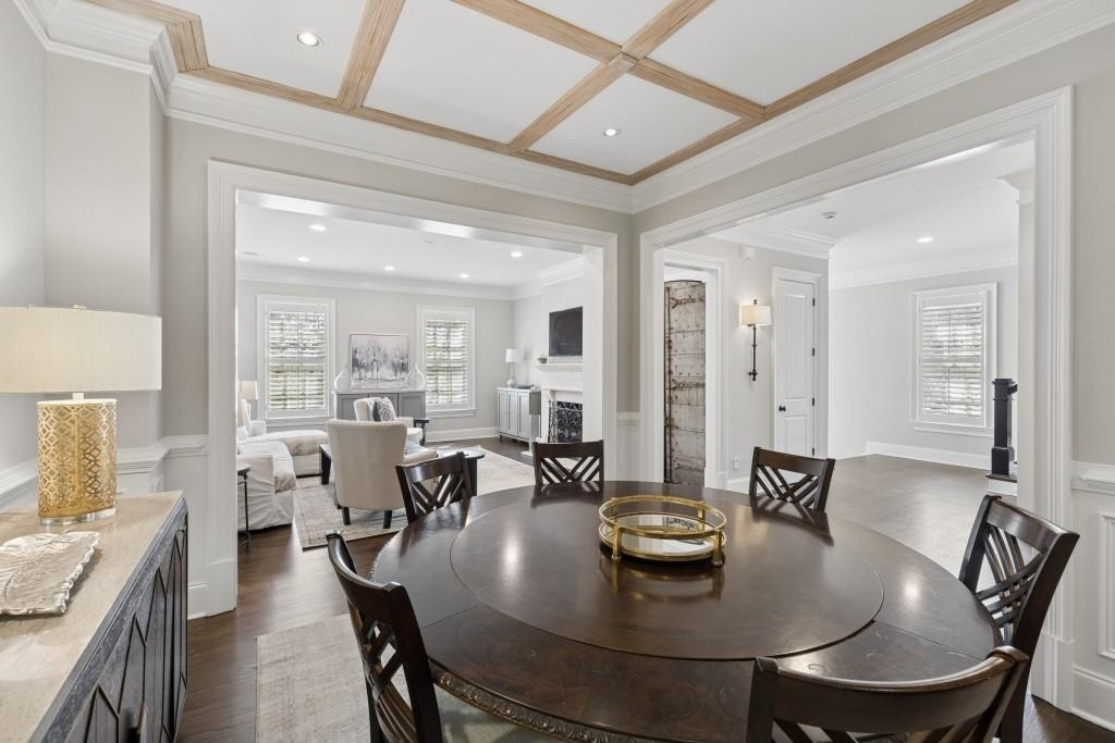 3585 Roxboro Road Ne - Photo 12
