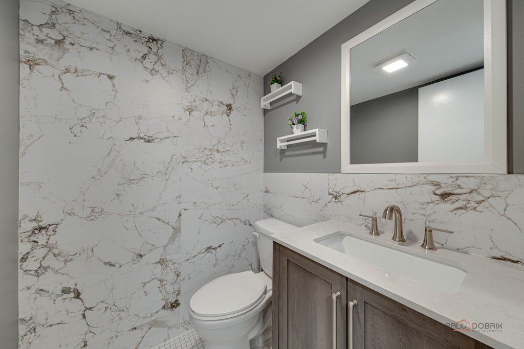 1551 Ashland Avenue - Photo 16