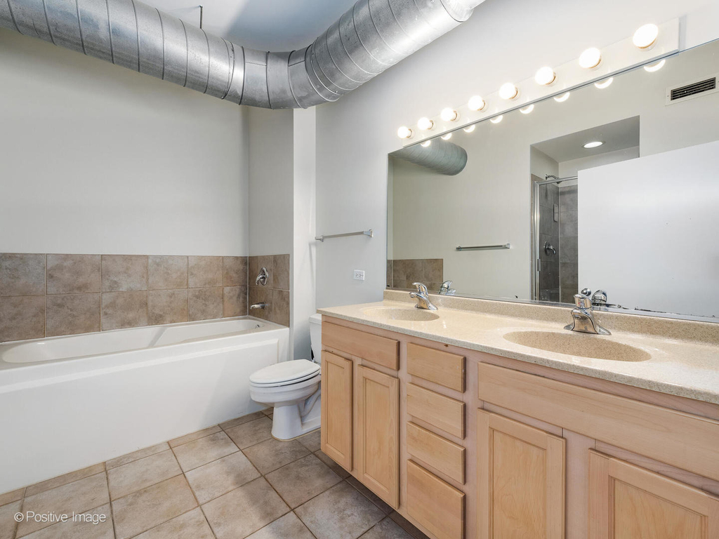 1200 W Monroe Street - Photo 9