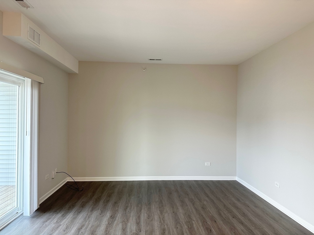 853 E Main Street - Photo 5