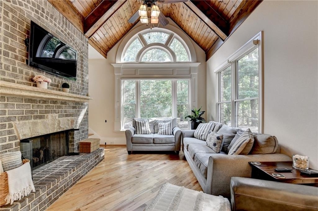 11037 Estates Circle - Photo 10