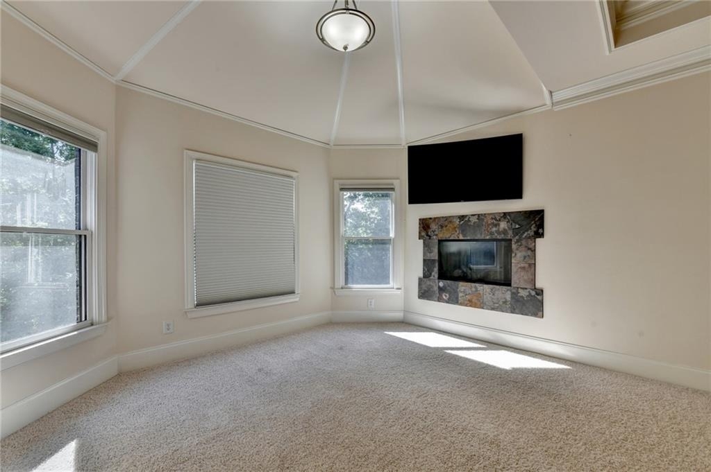 11037 Estates Circle - Photo 13
