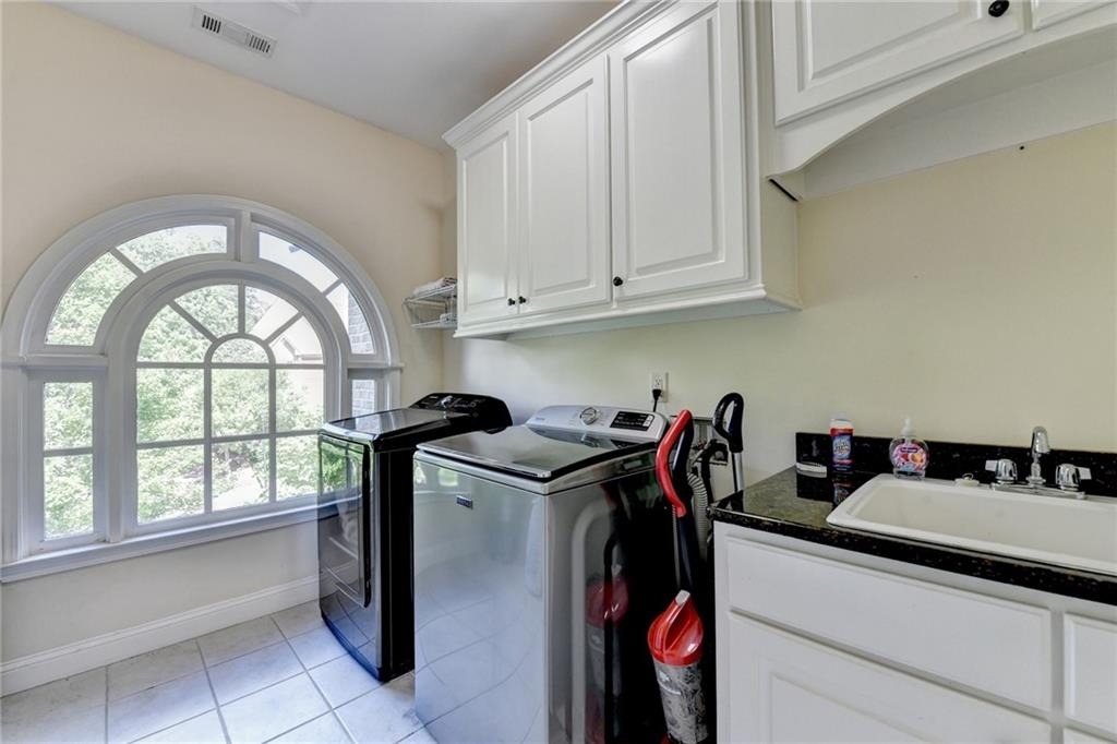 11037 Estates Circle - Photo 16