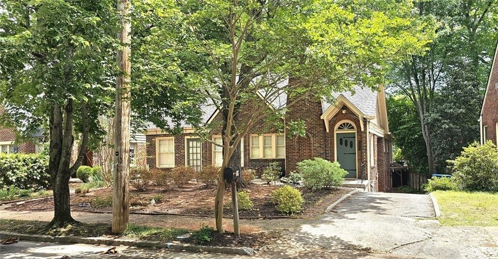 1067 Lanier Boulevard Ne - Photo 8