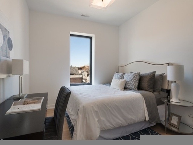 1244 W Huron Street - Photo 9