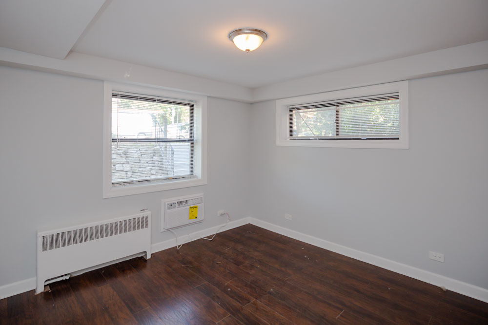 6807 N Ridge Boulevard - Photo 7