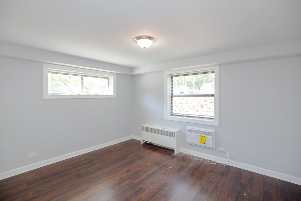 6807 N Ridge Boulevard - Photo 5