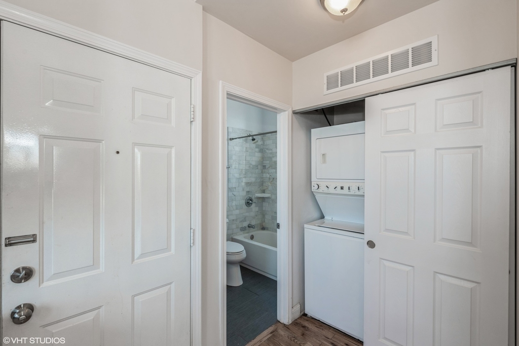 4012 W Armitage Avenue - Photo 1