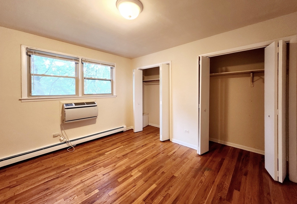 2005 W Touhy Avenue - Photo 10