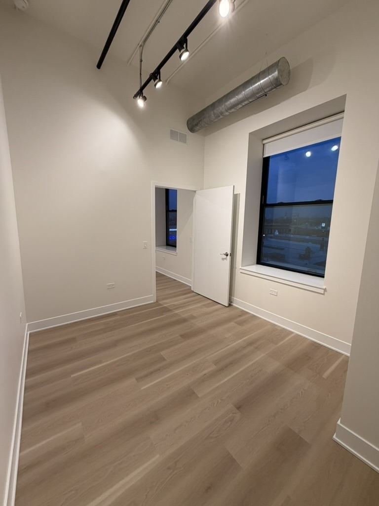 3801 W 26th Street - Photo 13