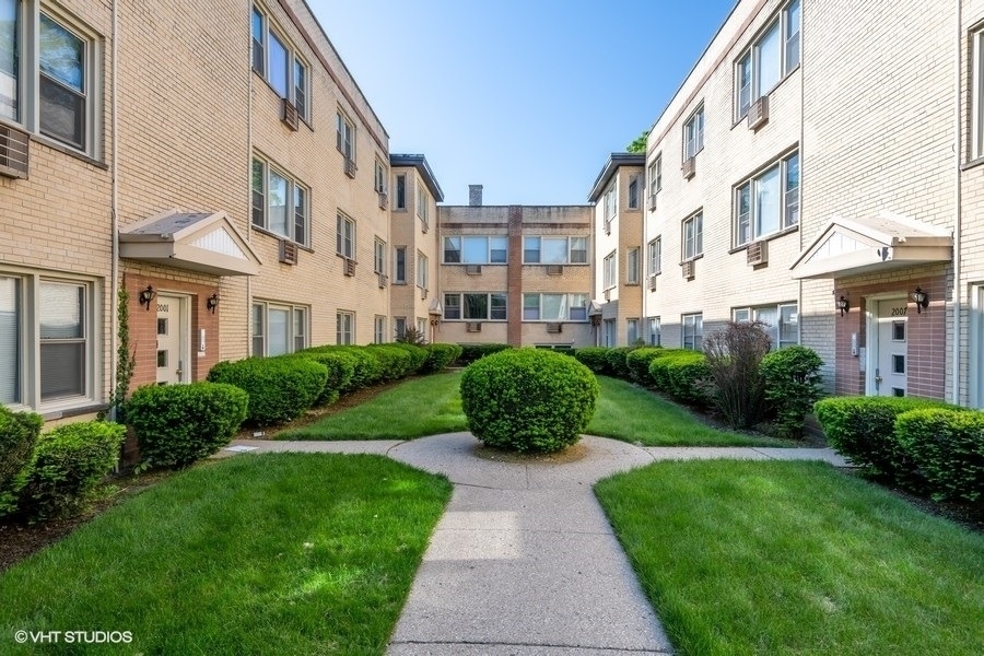 2003 W Touhy Avenue - Photo 5