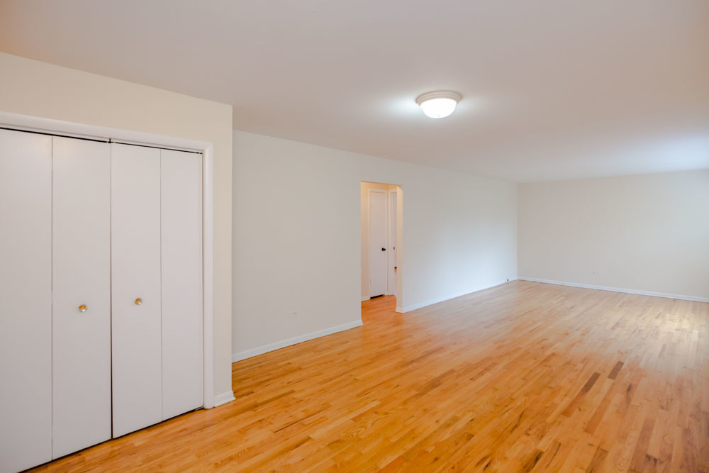 2003 W Touhy Avenue - Photo 1