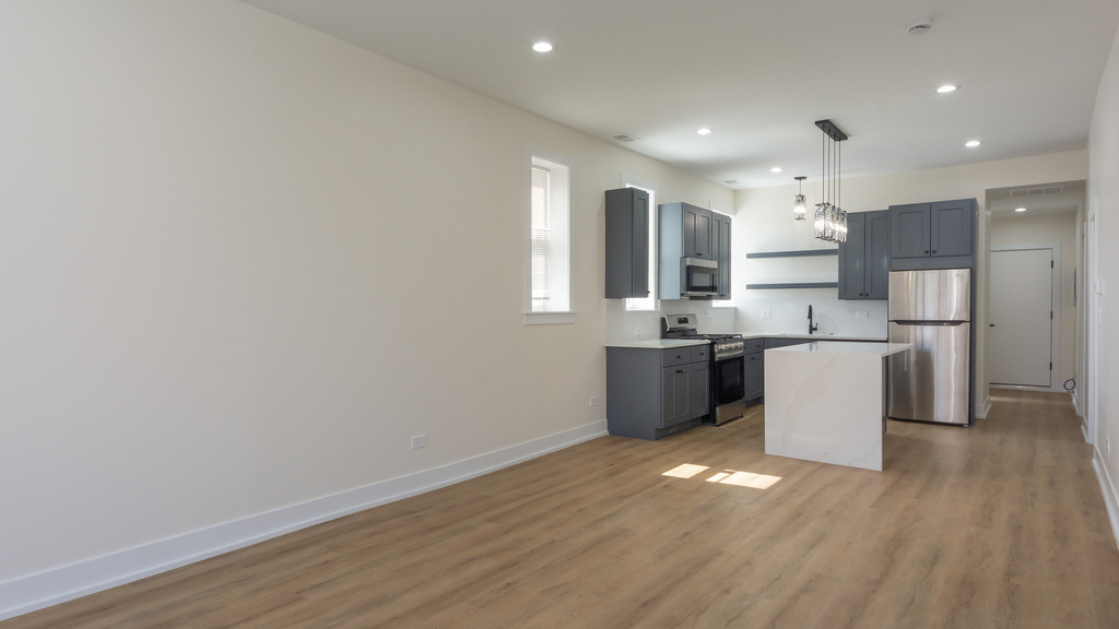 2036 N Hoyne Avenue - Photo 5