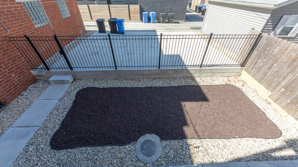2036 N Hoyne Avenue - Photo 21