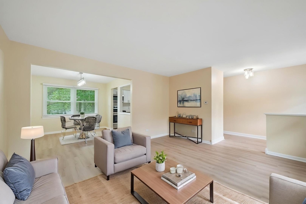 5112 Main Street - Photo 2