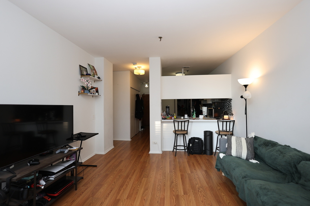 780 S Federal Street - Photo 2