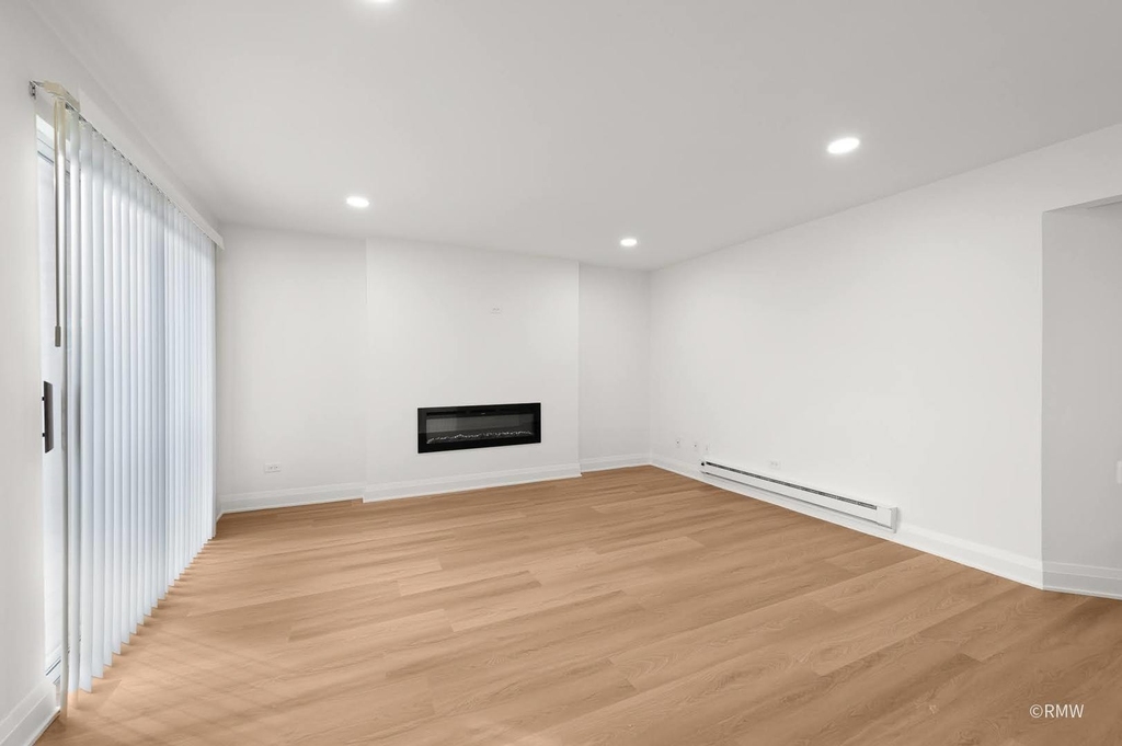 226 S Rush Street - Photo 6
