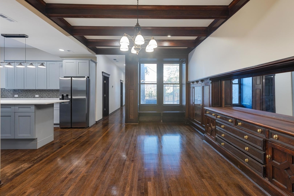 442 E 48th Street - Photo 20