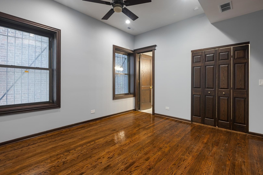 442 E 48th Street - Photo 21