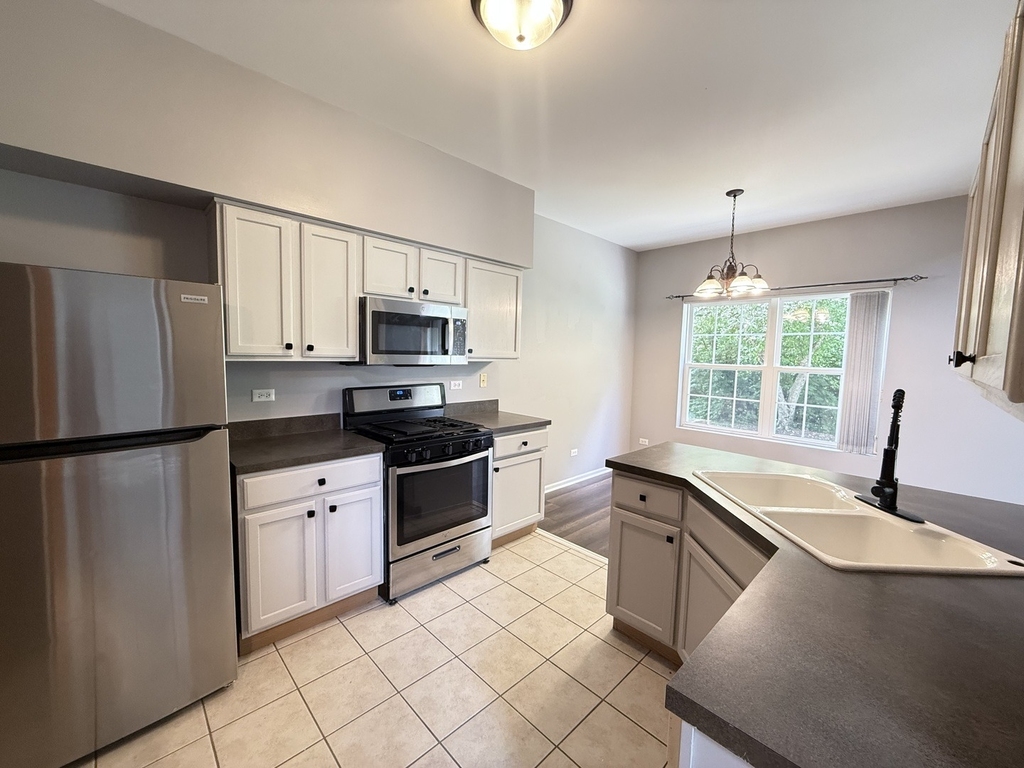 2607 Oak Tree Lane - Photo 10