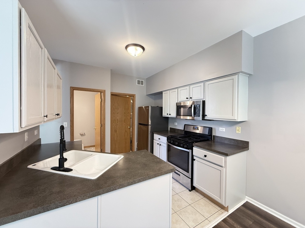 2607 Oak Tree Lane - Photo 12