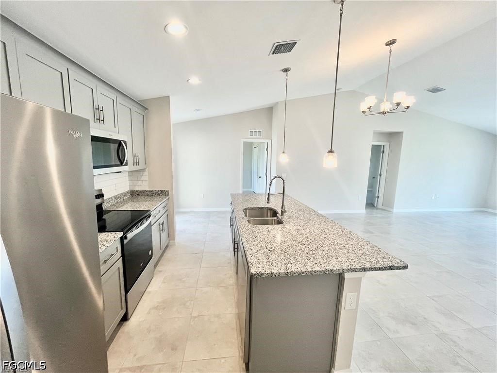 2538 Nw 24th Place - Photo 3