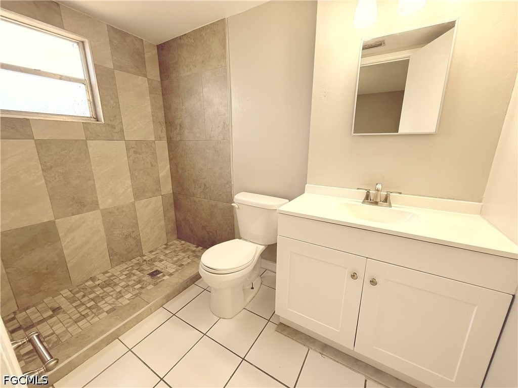 4923 Vincennes Court - Photo 9