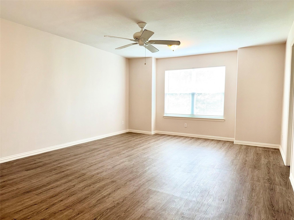 12505 Venus Park Lane - Photo 11