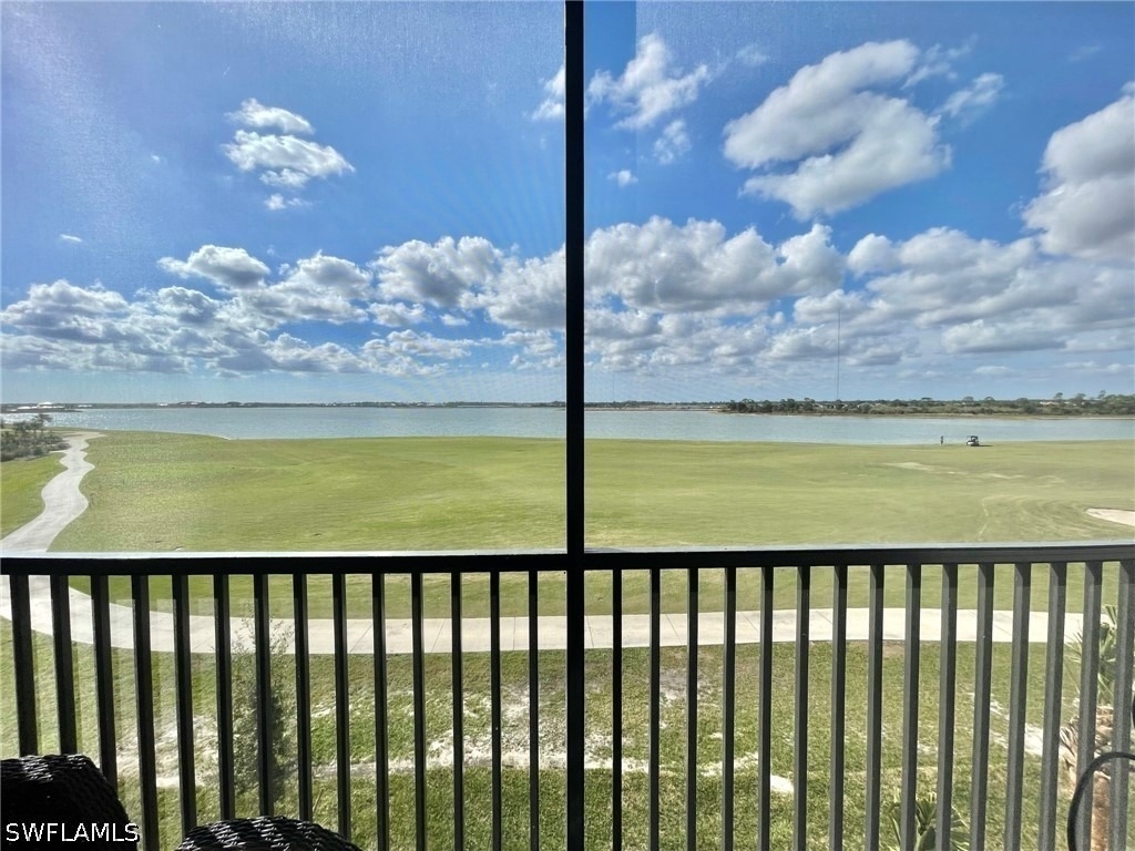 43050 Greenway Boulevard - Photo 2