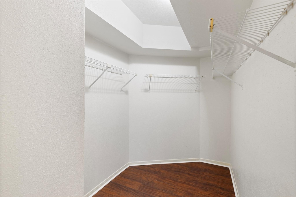 2121 Hepburn Street - Photo 12