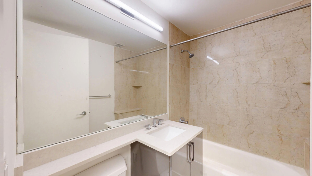 10 Hanover Square - Photo 4