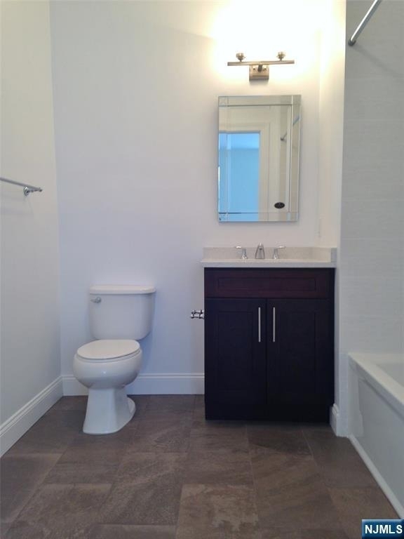 40 Russell - Photo 15