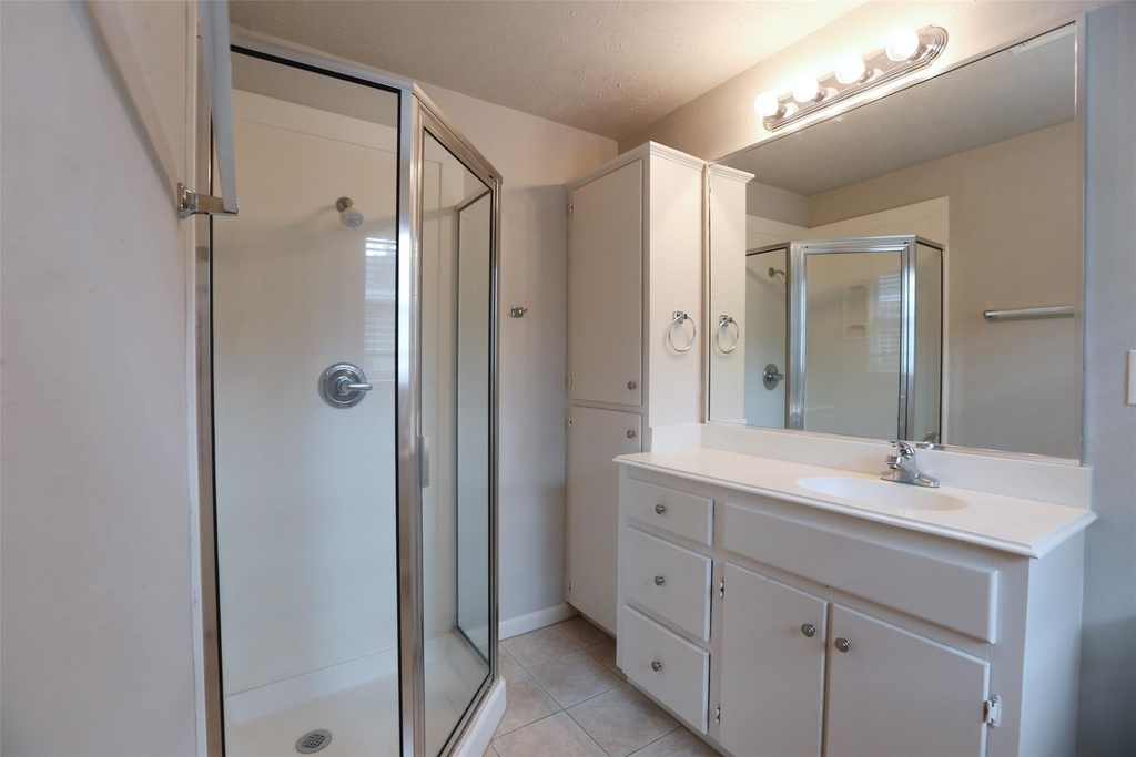 6123 Grape Street - Photo 10