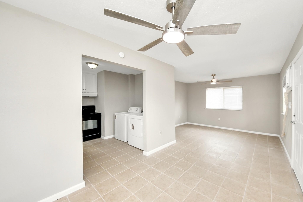3914 Hoffman Street - Photo 6