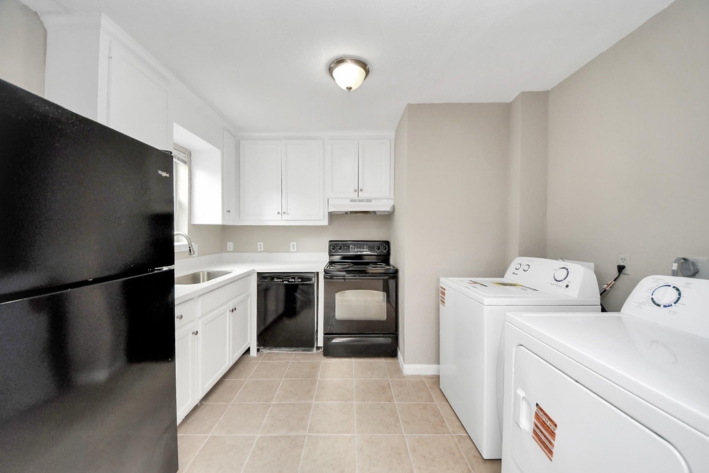 3914 Hoffman Street - Photo 11