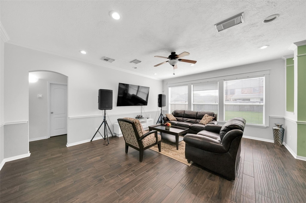 5522 Brookhollow Oaks Trail - Photo 9