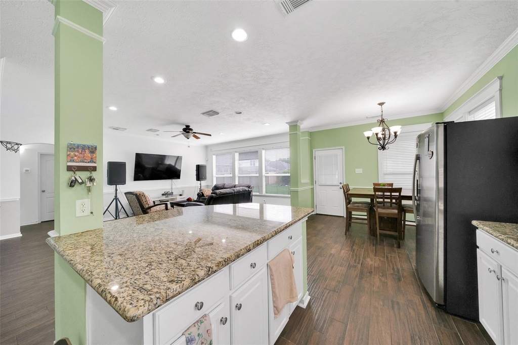 5522 Brookhollow Oaks Trail - Photo 8