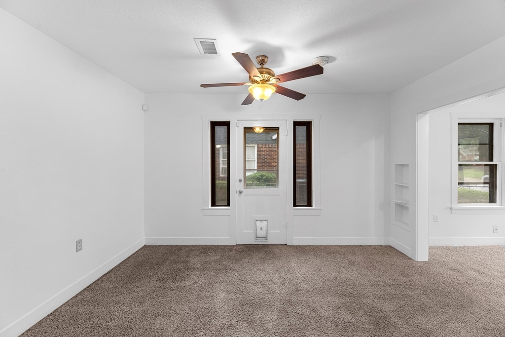 512 Gale Street - Photo 17