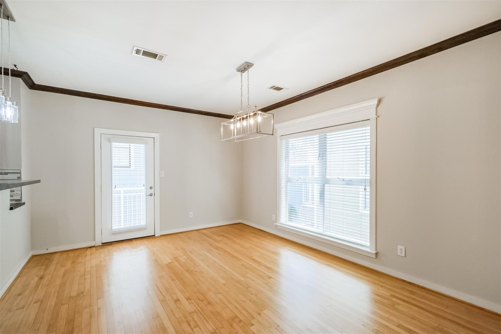 2364 Arlington Street - Photo 16