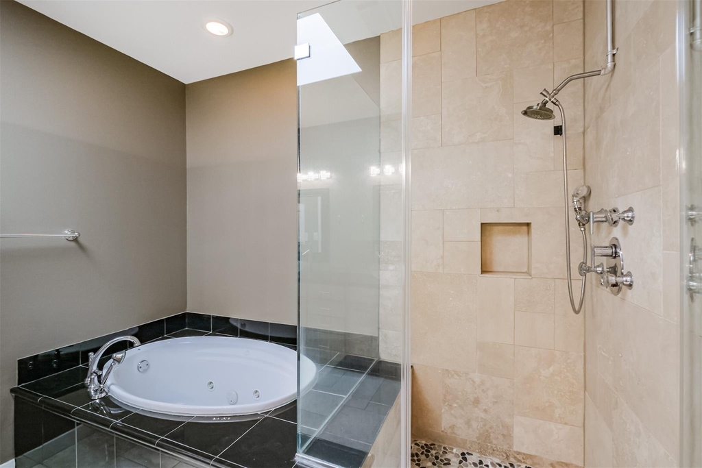 2364 Arlington Street - Photo 30