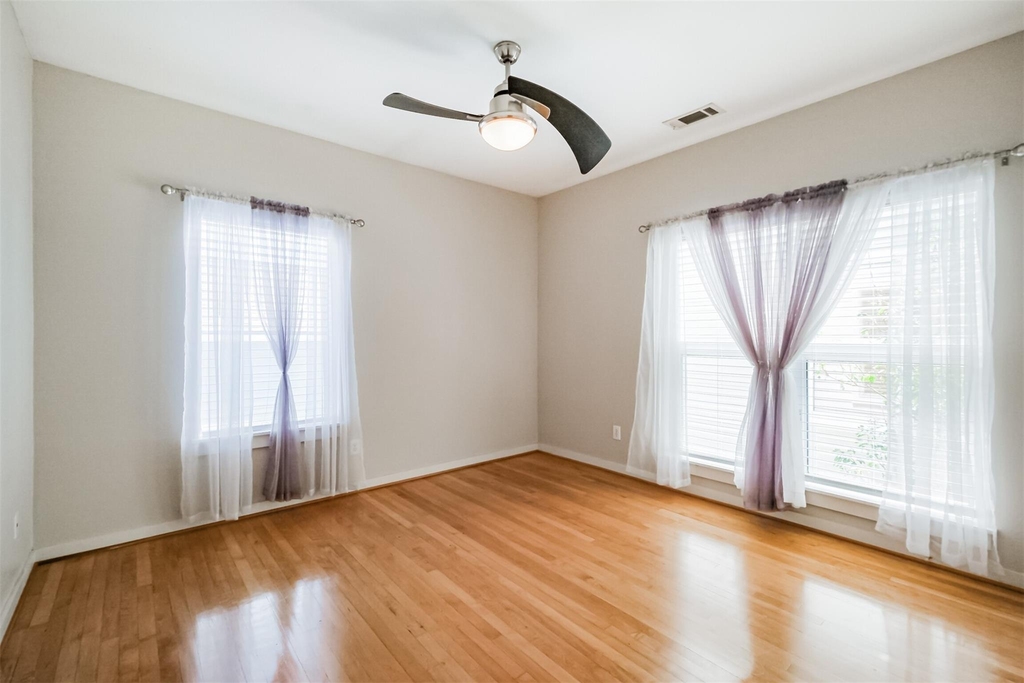 2364 Arlington Street - Photo 36