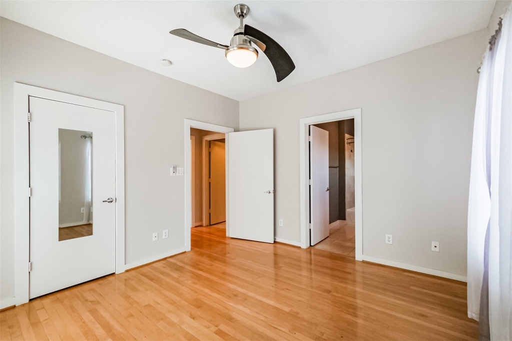 2364 Arlington Street - Photo 37